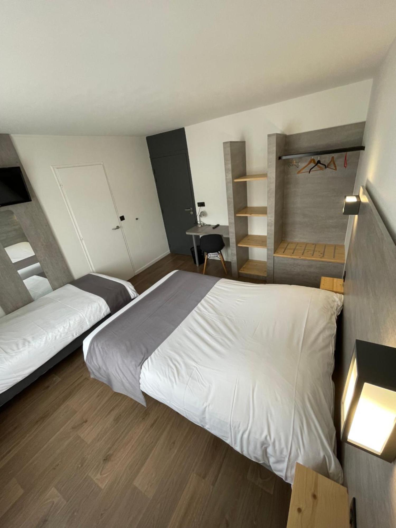 Hotel Castel Neuves-Maisons Esterno foto