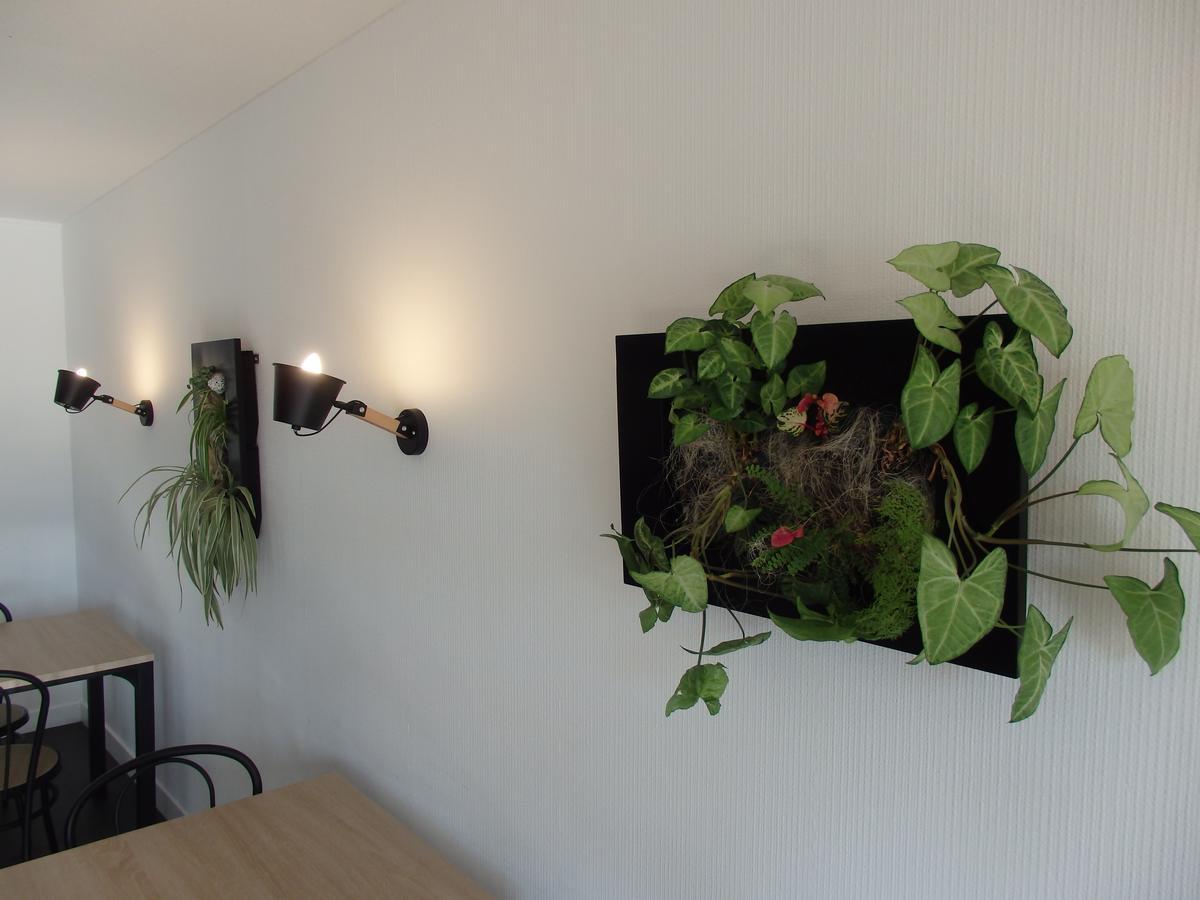 Hotel Castel Neuves-Maisons Esterno foto